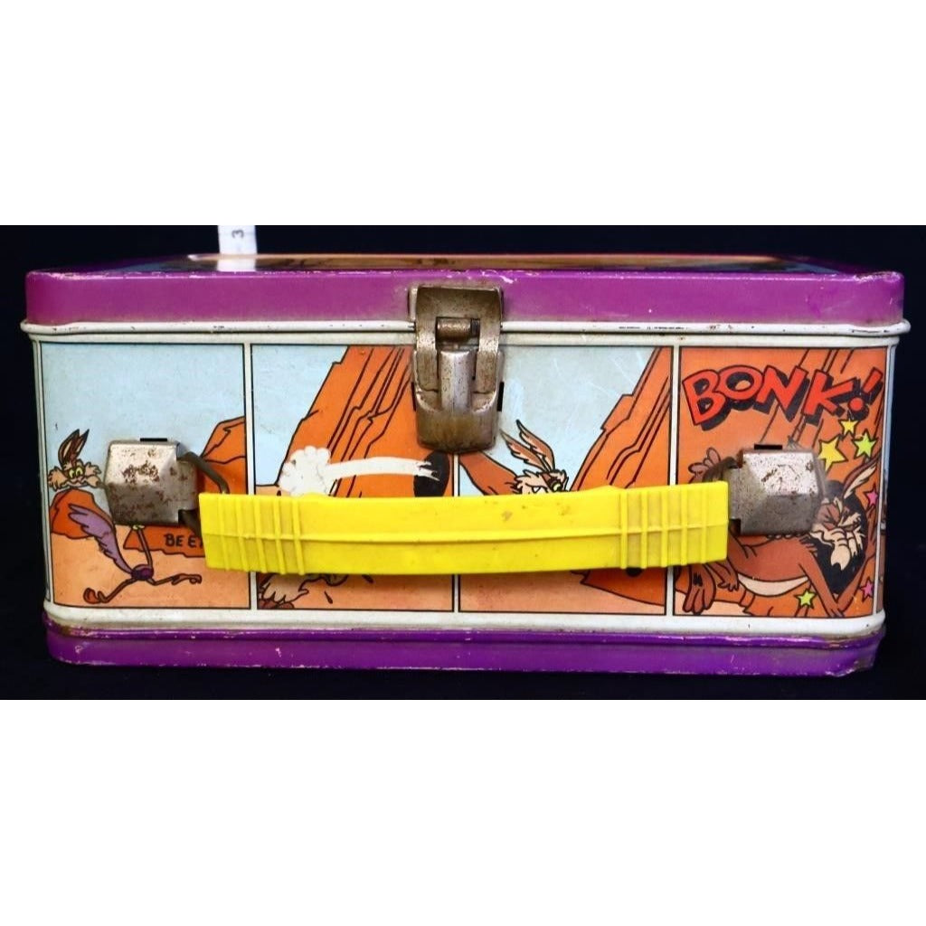 Vintage metal The Road Runner lunchbox