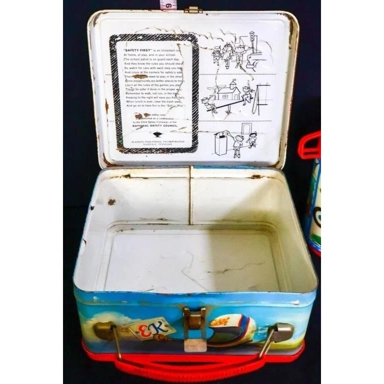 Vintage metal Evel Knievel lunchbox w/ thermos