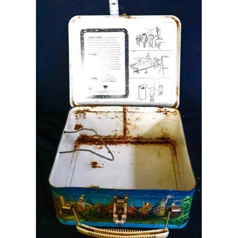 Vintage metal The Dark Crystal lunchbox