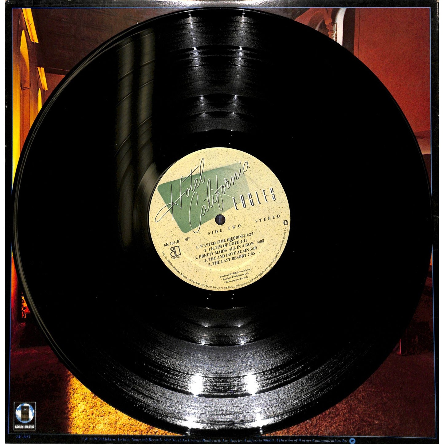 Eagles - Hotel California Vinyl Record 7E-1084