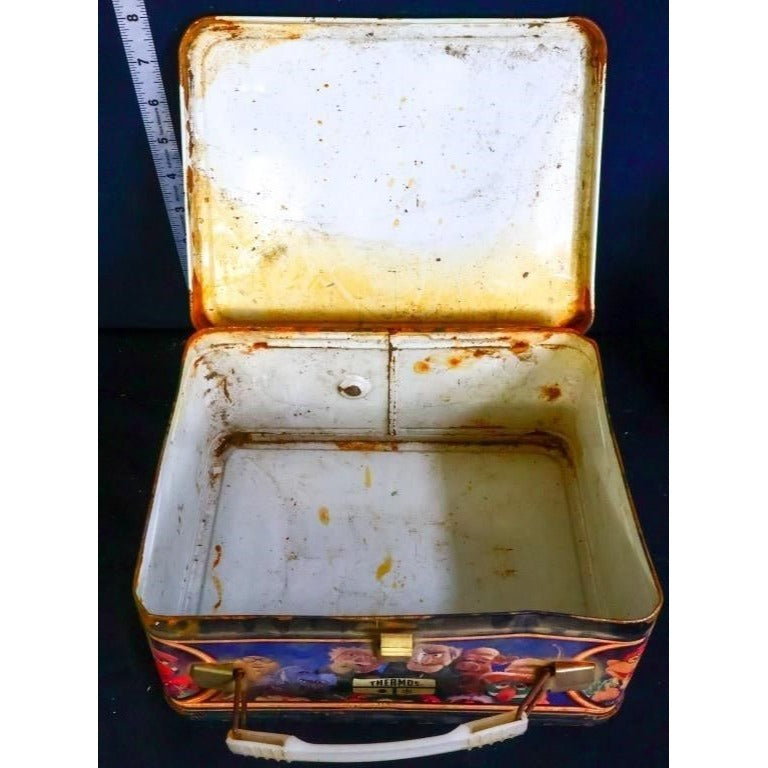 Vintage metal Muppets lunchbox w thermos