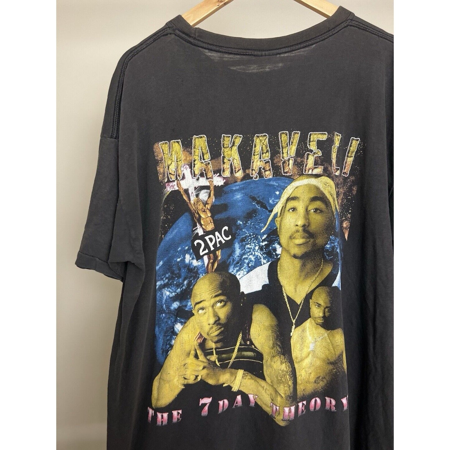 Vintage 2PAC MAKAVELI T Shirt Adult XL Tupac Shakur Rap Tee Life Of An Outlaw