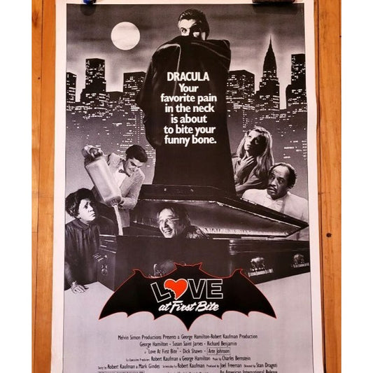 Love at First Bite (1979) Original Movie Poster 27x41 Rolled George Hamilton